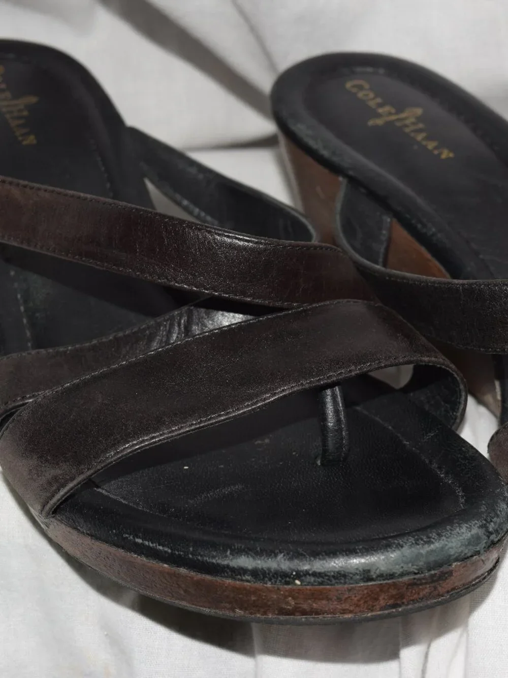 Cole Haan  Womens  Wedge  Sandals, Nike Air Dark Brown Leather Toe Loop, Size 8B